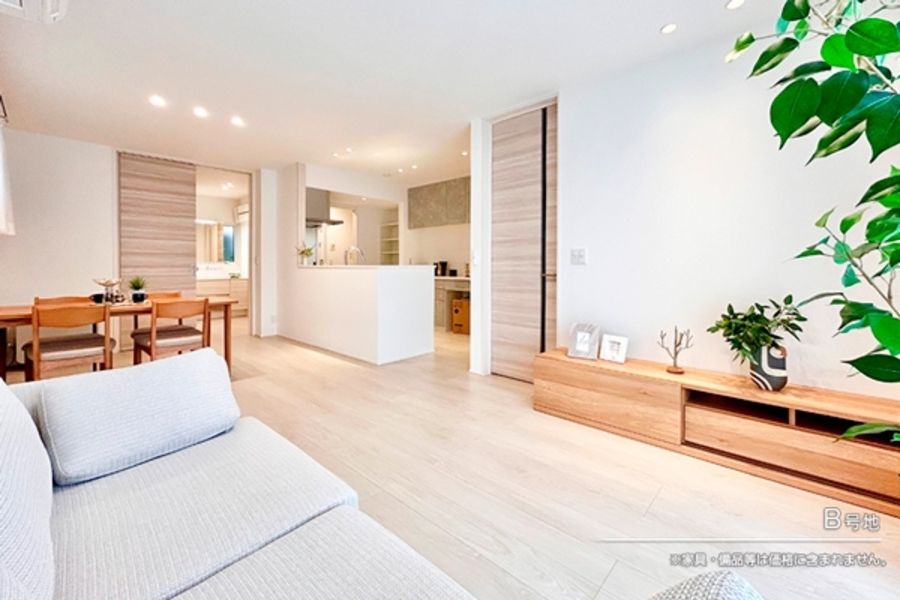 セキュレア葵区上足洗3丁目 (分譲住宅)