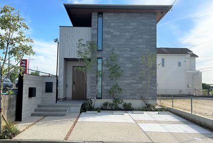 M e1301172 8f01 4bb7 9827 1ac4457c163a