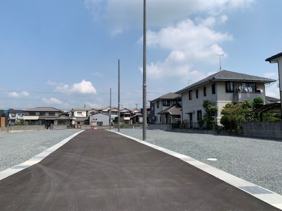 パークナードテラス平岡町一色(建築条件付)