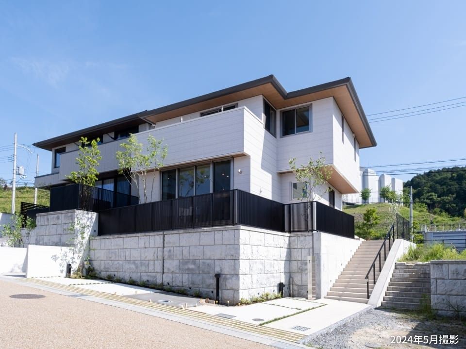 90b05b5e a34c 4a46 996d cc11dd5ca51a