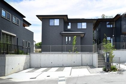 M ee452c92 b415 49ac ad62 fdfc56a08595