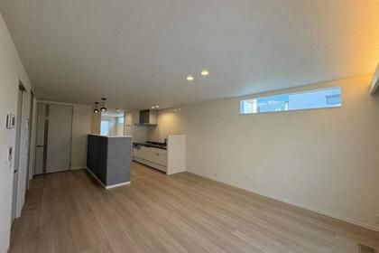 M 5cf3b8aa 69f3 41e9 8d92 0eb3d3aa0c3e