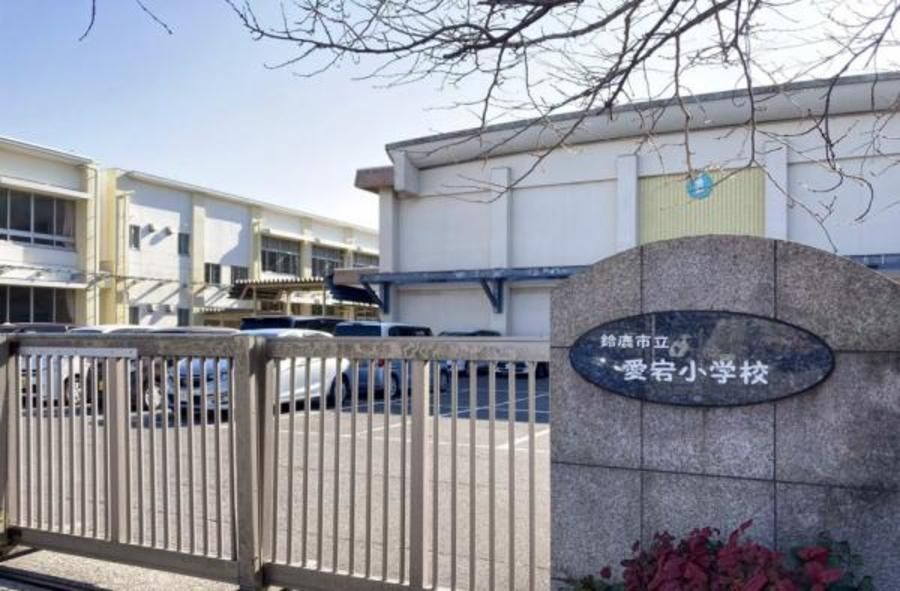 スマートハイムプレイス鈴鹿市江島町