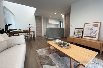 セキュレア町坪  (分譲住宅)