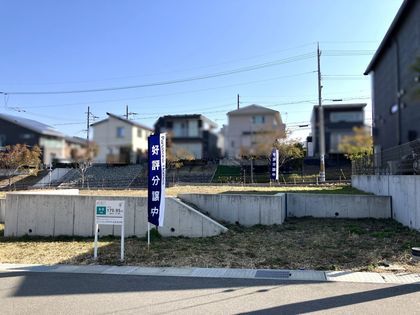 トリヴェール和泉はつが野メグリエシティ・メグリエコート（建築条件付）