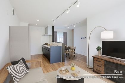 セキュレア岡崎小呂町　(分譲住宅)