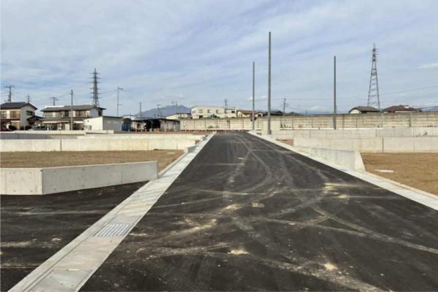 甲斐市龍地III