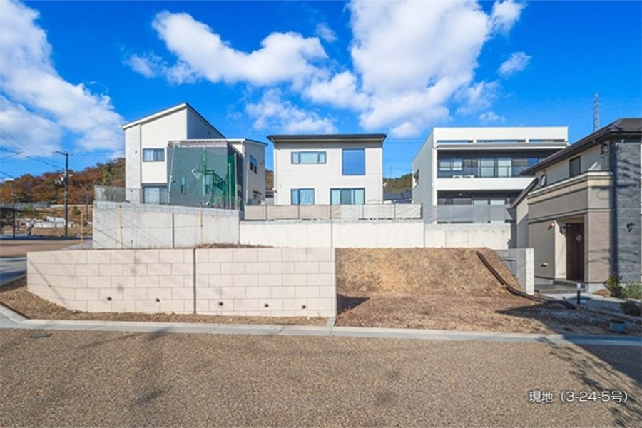 セキュレア宝塚山手台東　(建築条件付宅地分譲)