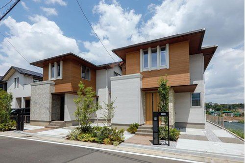 0e088c3c 7e47 4245 8b6e 9919a42a3987