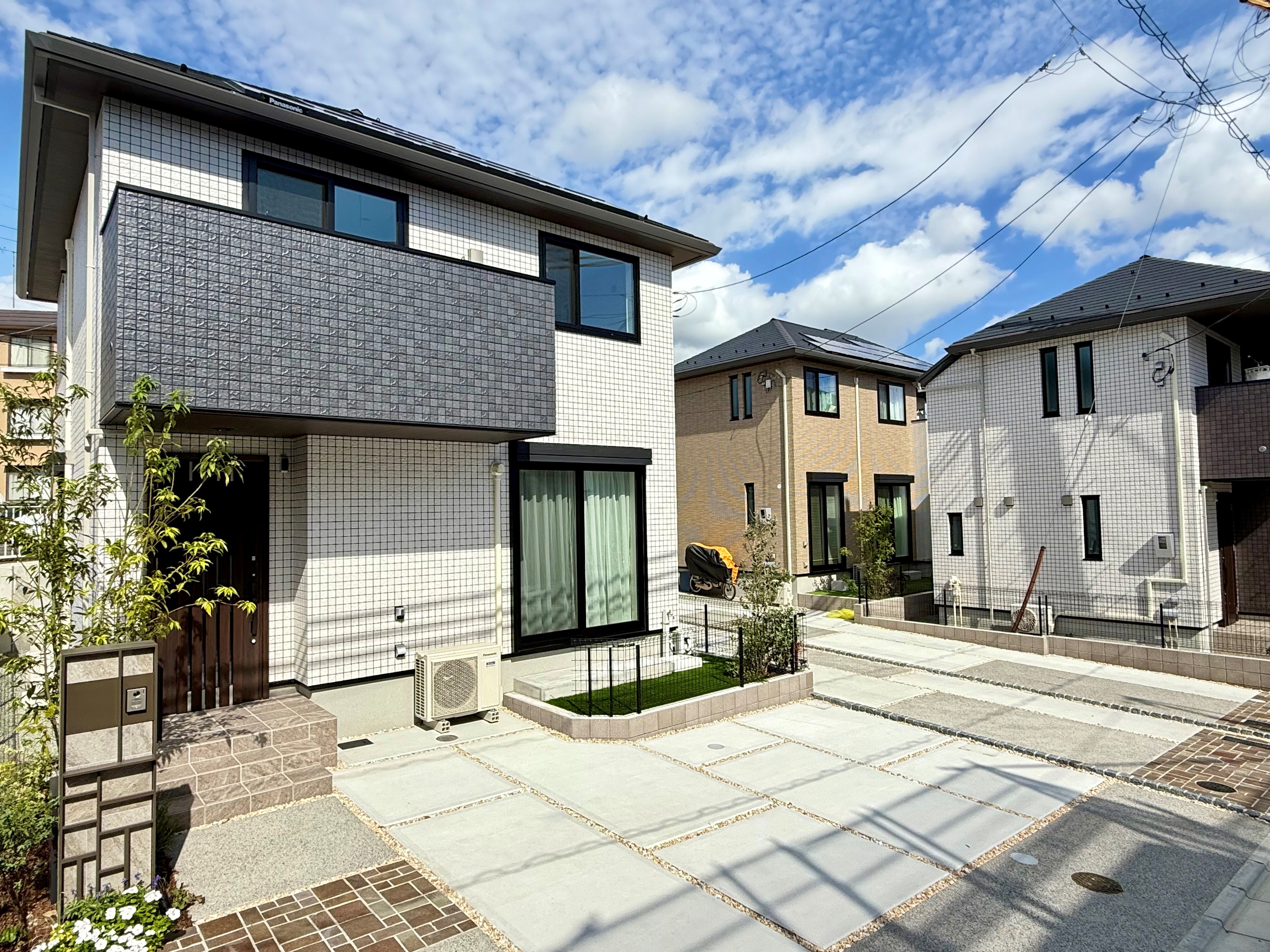 9c9f1d36 0c4b 4675 90b2 7c655b3d31a0