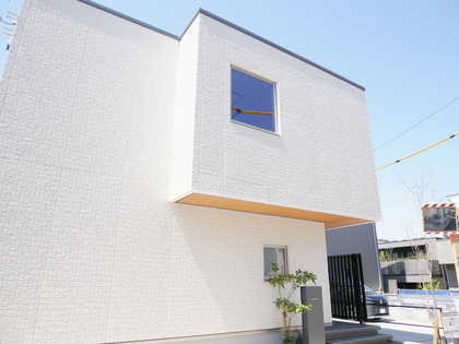 M 040ab766 857a 422b a768 7269476f0a1c