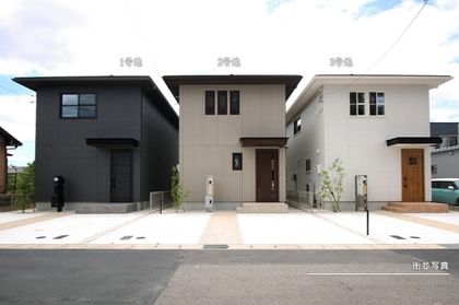 セキュレア北名古屋鹿田南蒲屋敷 (分譲住宅)