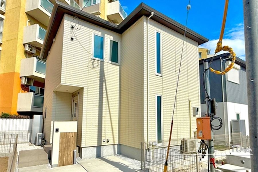 セキュレア海老名中新田 (分譲住宅)