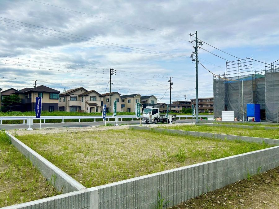 サプレアス知多 寺本駅東(建築条件付)
