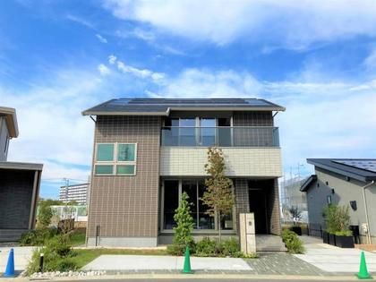 M c8a7511e c6f2 4a01 ac10 899f49044a74