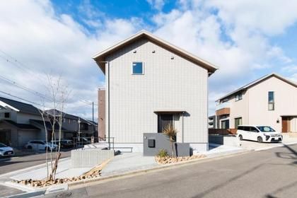 M f9c1f416 babd 481f a4a1 c262e1d36321