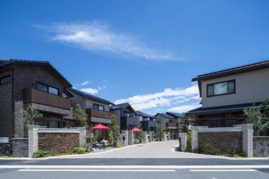 WELL BIND CITY 獨協大学前